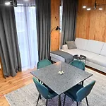 Cozy 1-bedroom In St Ivan By Flat Mаnаger Daire
